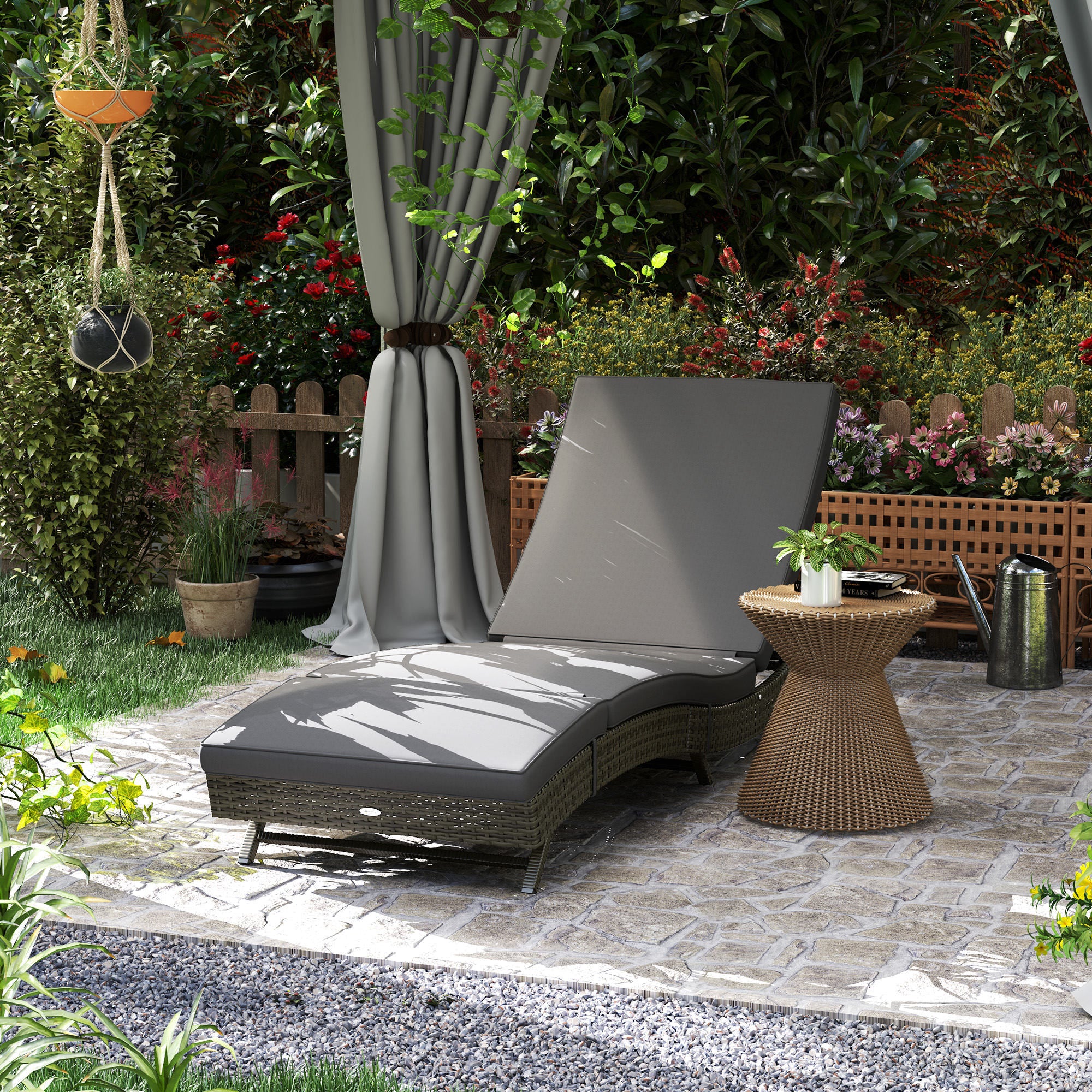 Patio Wicker Chaise Lounge
